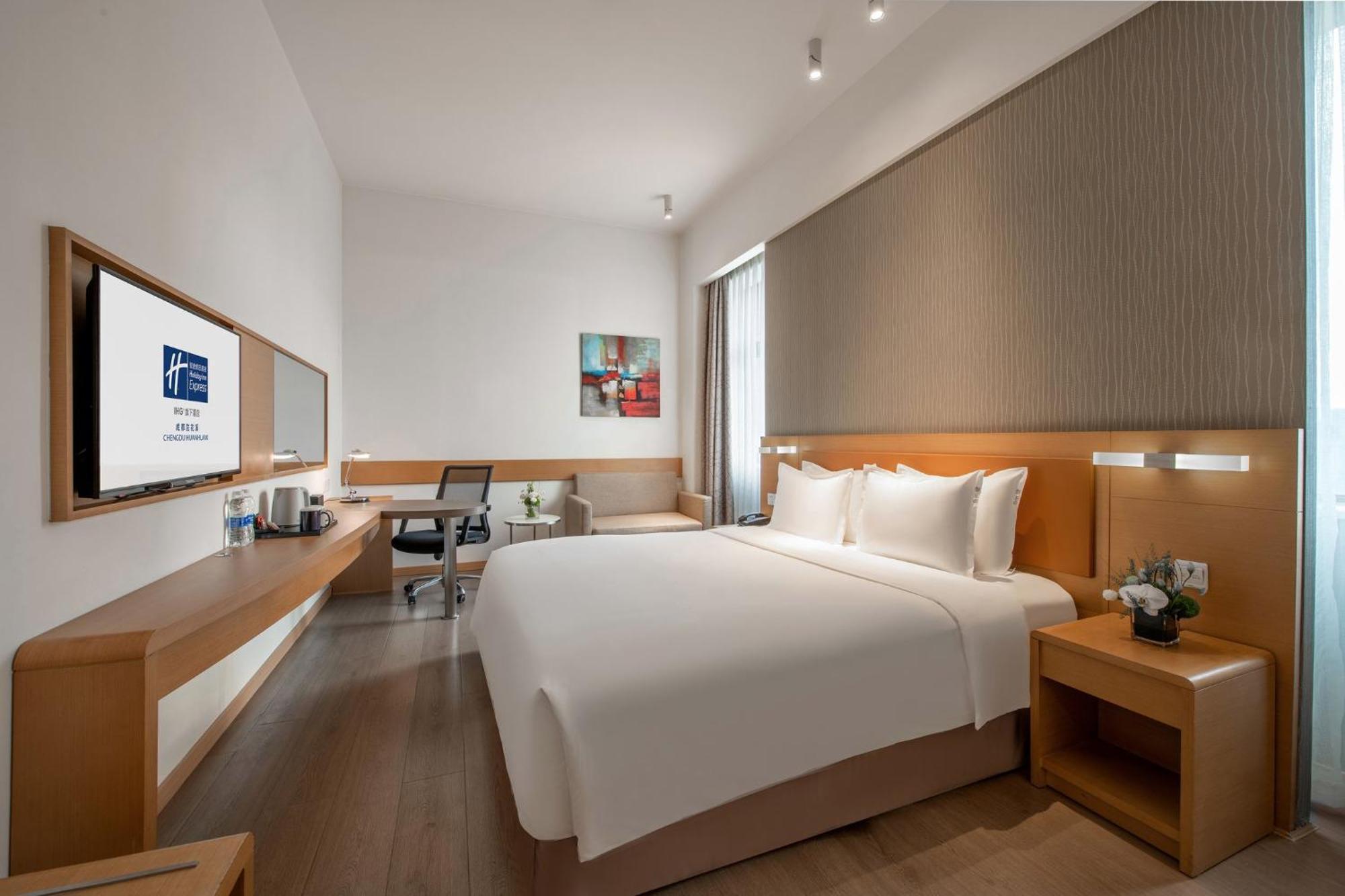 Holiday Inn Express Chengdu Huanhuaxi By Ihg-Near Jinsha Site Musem,Near Wuhou Temple Museum,Welcome Drinks,Free Gym,Free Self-Service Laundry Chengdú Exterior foto