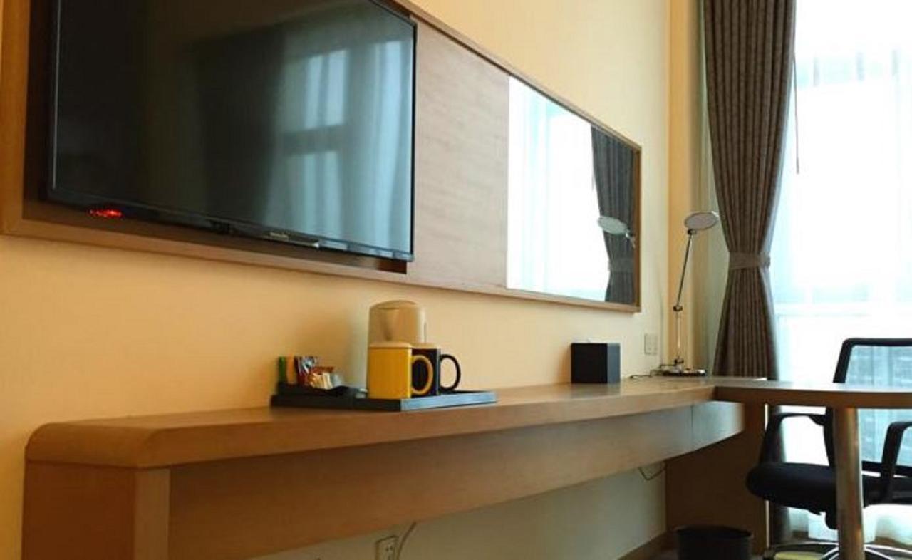 Holiday Inn Express Chengdu Huanhuaxi By Ihg-Near Jinsha Site Musem,Near Wuhou Temple Museum,Welcome Drinks,Free Gym,Free Self-Service Laundry Chengdú Exterior foto
